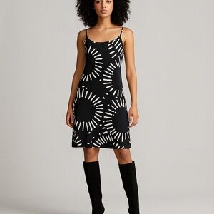 Nanso Finland dress black white pattern lightweight summer spring size small